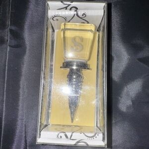 Monogrammed Wine Bottle Stopper